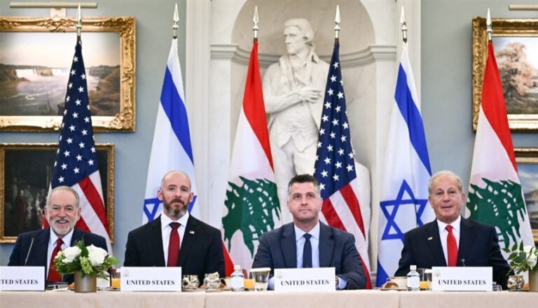 تجدد الصراع في لبنان وإسرائيل مع بدء مفاوضات جديدة لحل النزاع مع استمرار المواجهات.. انطلاق جولة جديدة من المفاوضات بين لبنان وإسرائيل