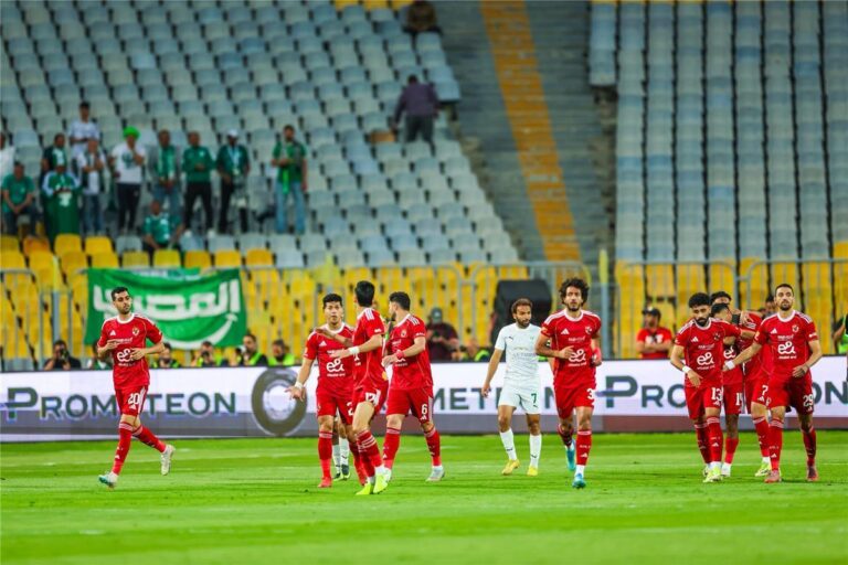 صفقات مثيرة في الأفق: هل يترك لاعب الأهلي القمة الأوروبية بلا عودة؟ عرض أوروبي ومفاوضات متعثرة.. لاعب الأهلي على وشك الرحيل