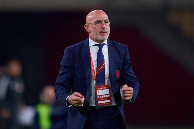 عودة لامين يامال المرتقبة واثنان من إفريقيا يتصدران سباق كأس العالم دي لافوينتي يعلن موعد عودة لامين يامال.. ويرشح ثنائيًا إفريقيًا للفوز بكأس العالم