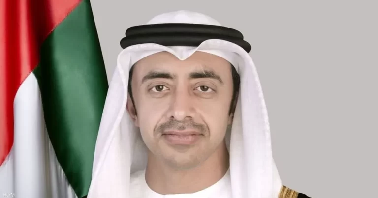 تضامن الإمارات مع البحرين: عبدالله بن زايد يبرز الدعم السياسي الإقليمي عبدالله بن زايد يؤكد تضامن الإمارات الكامل مع البحرين