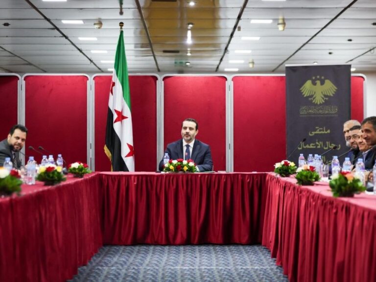 الشيباني يلتقي رجال أعمال ومستثمرين سوريين في الجزائر
