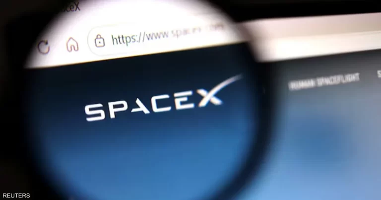 "سبيس إكس" توقع صفقة ذكاء اصطناعي عملاقة مع غوغل