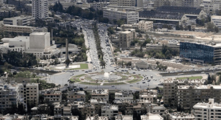 تطبيق غرامة عدم ارتداء حزام الأمان في دمشق يثير مخاوف المواطنين بدء تطبيق مخالفة عدم وضع حزام الأمان في دمشق