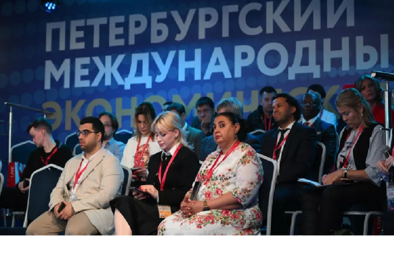 منتدى بطرسبورغ الاقتصادي 2026: 140 دولة و6.6 تريليون روبل في الواجهة أكثر من 140 دولة و6.6 تريليون روبل، والكثير من القهوة.. بماذا تميز منتدى بطرسبورغ الاقتصادي 2026