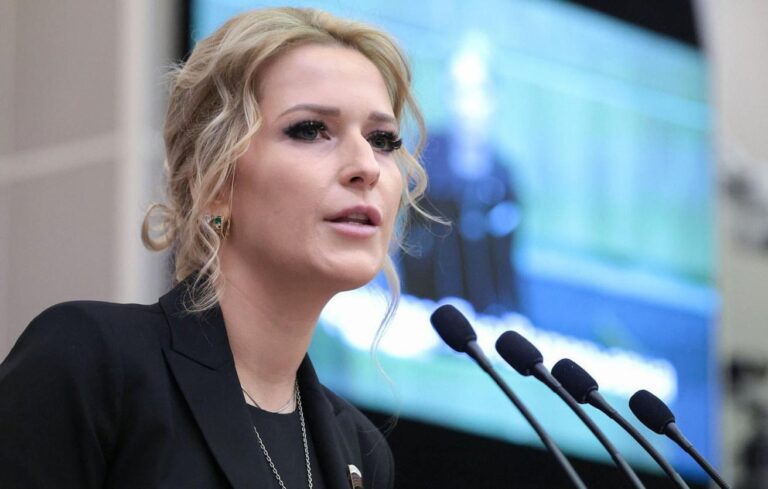 اتفاق روسي أوكراني يفتح آفاق جديدة لصرف المستحقات المالية للمواطنين اتفاق روسي أوكراني على آلية لتبادل الوثائق المتعلقة بصرف المستحقات المالية لمواطني البلدين