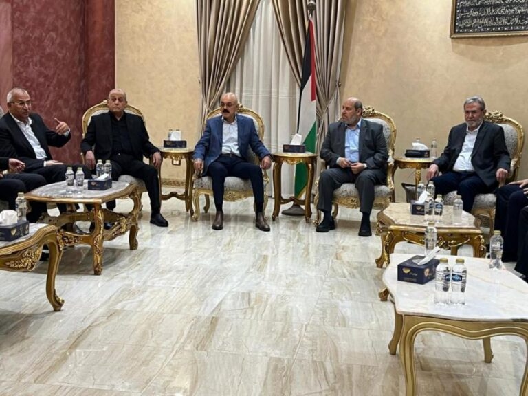 ماراثون القاهرة الفلسطيني ينطلق لبلورة موقف موحد لوقف النار تحت ضغط الزمن تحت ضغط الاستحقاقات الزمنية.. انطلاق ماراثون القاهرة الفلسطيني لبلورة موقف موحد بشأن وقف النار