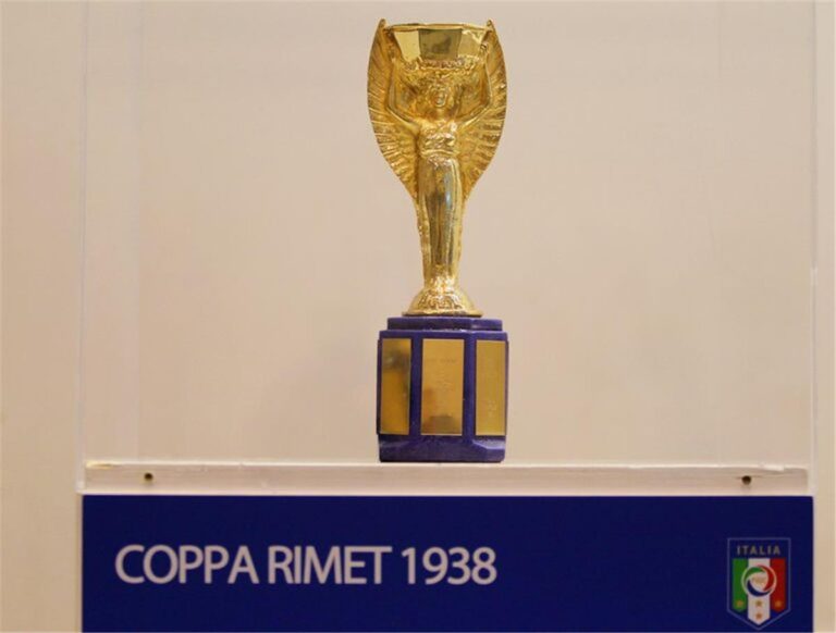 إيطاليا في مونديال 2026: كيف نجت من خطط هتلر لتدمير كأس العالم؟ مونديال 2026 | رغم غيابها.. كيف حافظت إيطاليا على كأس العالم من الدمار أمام أطماع هتلر؟