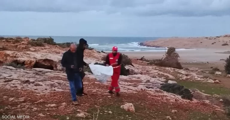 تصاعد أزمة الهجرة في ليبيا يوجه تحذيرات من تأثيراتها الإقليمية المتصاعدة ملف الهجرة "ينفجر" مجددا في ليبيا.. ما القصة؟