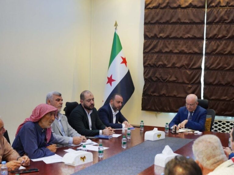 انطلاق موسم التصدير الزراعي: حكومة سوريا تتخذ خطوات حاسمة لضمان النجاح جهود حكومية لضمان نجاح موسم التصدير الزراعي إلى الأسواق العربية