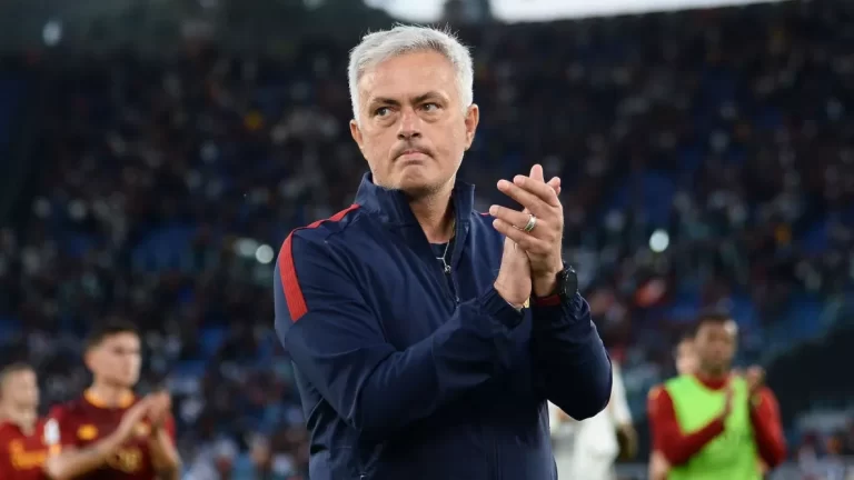 دستور استثنائي.. كشف المبادئ الصارمة لجوزيه مورينيو لإعادة بناء ريال مدريد