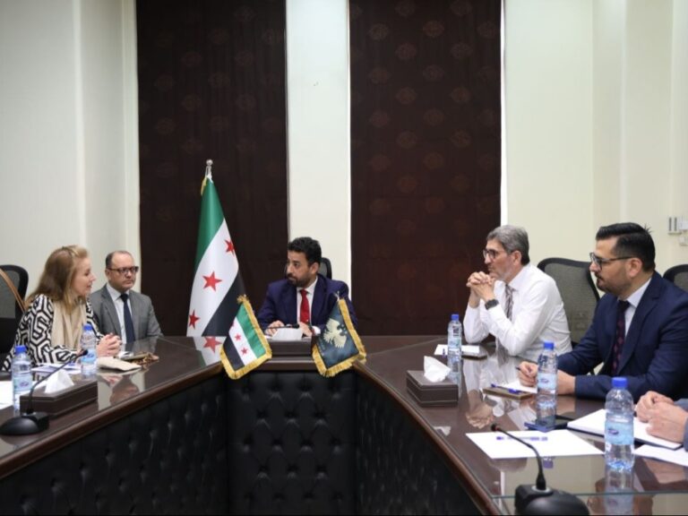 وزير الصحة يواجه الأوبئة بتعاون دولي لمواجهة التحديات الصحية الراهنة وزير الصحة يبحث مواجهة التحديات والأوبئة مع منظمات دولية