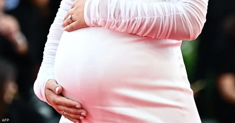 دراسة تحذر.. الجلوس الطويلة خطر على الحوامل