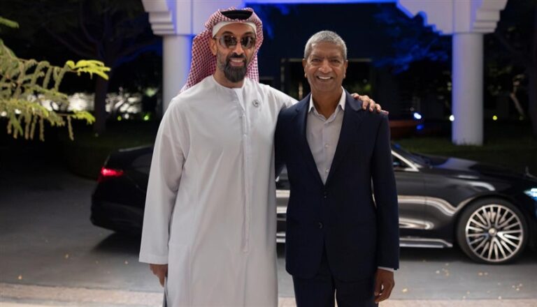 طحنون بن زايد يناقش مع بلوم إنرجي استراتيجيات الطاقة لدعم الذكاء الاصطناعي طحنون بن زايد يبحث مع "بلوم إنرجي" تعزيز حلول الطاقة لدعم توسع الذكاء الاصطناعي