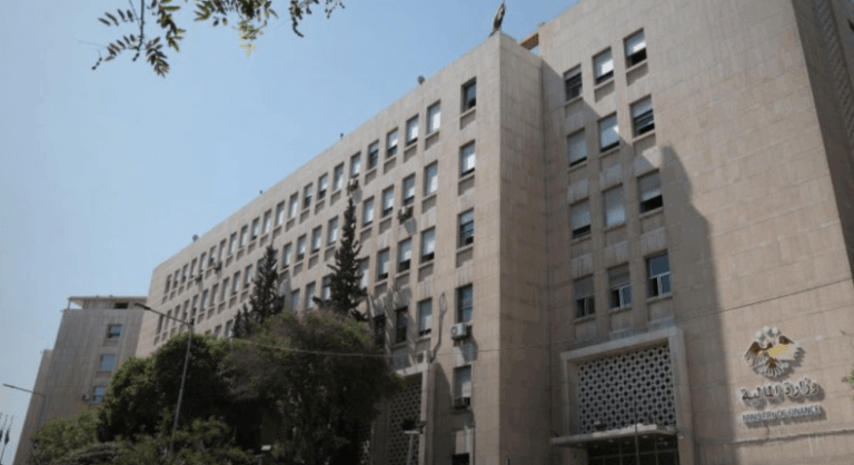 المالية السورية تمدد مهلة تسوية الديون المتعثرة لتعزيز الاستفادة العامة للاستفادة من الإعفاءات.. المالية السورية تمدد مهلة تسوية الديون المتعثرة