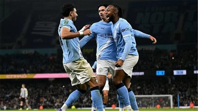 كأس العالم يحدد مستقبل مرموش وريندرز مع مانشستر سيتي بعد ضم ماريسكا قبل التعاقد مع ماريسكا.. كأس العالم يحسم مستقبل عمر مرموش وريندرز مع مانشستر سيتي
