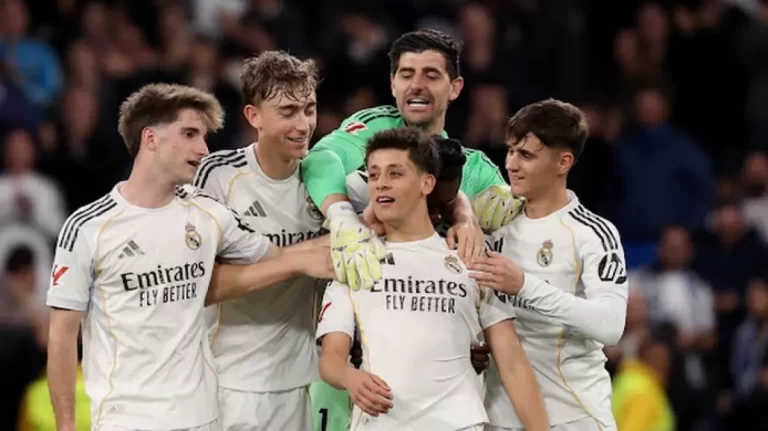 تشيلسي يضع ريال مدريد في مأزق بصفقة رائدة لضم أردا جولر تشيلسي يزلزل ريال مدريد بعرض خيالي لضم أردا جولر