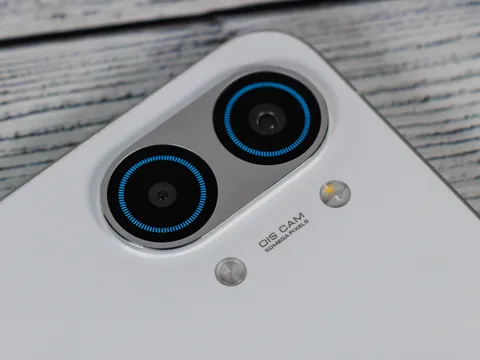 بوكو تكشف النقاب عن هاتف Poco X8 Pro Max مع بطارية هائلة وإضاءة مبتكرة شركة بوكو تطلق رسميا هاتفها الجديد Poco X8 Pro Max ببطارية ضخمة وإضاءة خلفية مبتكرة - التقنية بلا حدود