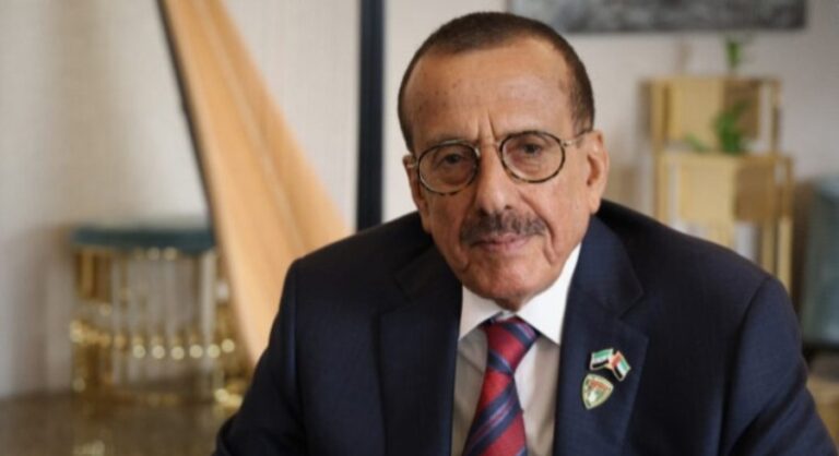 الحبتور يقرر عدم المشاركة في مشاريع استثمارية بسوريا في الوقت الراهن الحبتور: لن أشارك حاليا بأي مشاريع استثمارية في سوريا
