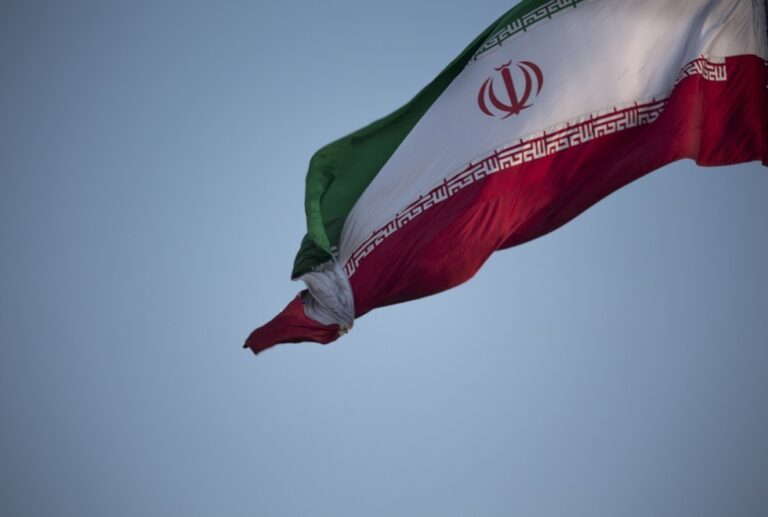 إيران تؤكد عدم اعتماد نص مذكرة التفاهم الأولية مع واشنطن وتأثيرات المنطقة مصدر إيراني ينفي اعتماد أي نص لمذكرة التفاهم الأولية مع الولايات المتحدة
