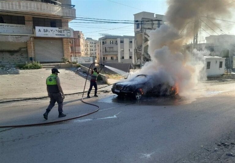 تصاعد التوتر: الاحتلال ينفذ غارات بطائرة مسيرة على لبنان ويستهدف النبطية الاحتلال يواصل اعتداءاته على لبنان .. هجوم بطائرة مسيرة على "النبطية" وغارات على مناطق أخرى