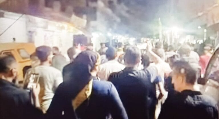 بعد دير الزور وكفرنبل.. المطالبات بطرد "الشبيحة" تصل إلى حي السكري بحلب