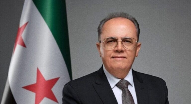 استئناف منح رواتب الموفدين السوريين المتوقفة منذ 2024 لم يحدث بعد وزير التعليم السوري: استكمال إجراءات اعتماد رواتب الموفدين المتوقفة منذ 2024