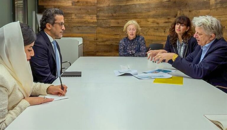 الإمارات تعزز موقعها كمنصة دوائية لملياري مستهلك في الأسواق الإقليمية الهاجري: الإمارات منصة إقليمية للصناعات الدوائية وممر إلى أسواق 2.5 مليار مستهلك