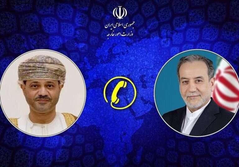إيران وسلطنة عمان تؤكدان أهمية أمن مضيق هرمز إثر التفاهمات الأخيرة إيران وسلطنة عُمان تؤكدان أهمية أمن مضيق هرمز في ضوء التفاهم الأخير