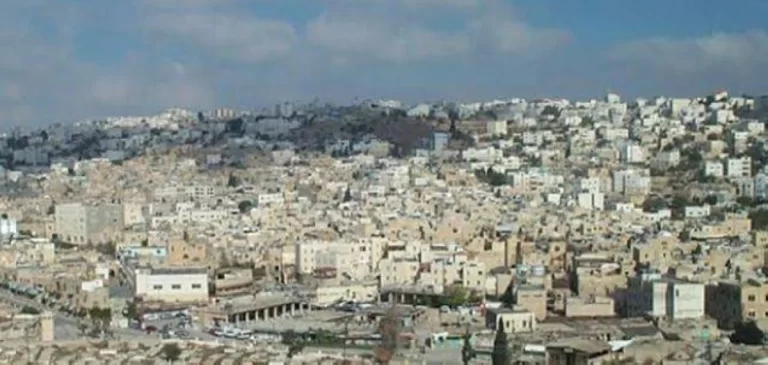 إسرائيل توافق على خطط لبناء استيطاني في الخليل