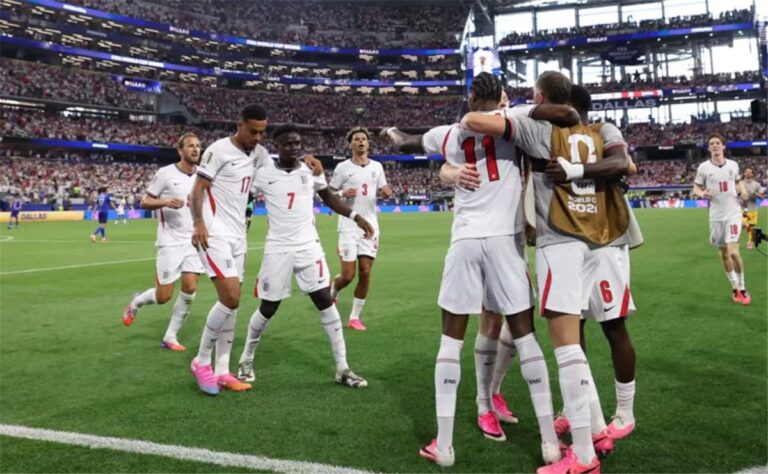 إنجلترا تتأهل لمواجهة جديدة في كأس العالم بعد الفوز على كرواتيا موعد مباراة إنجلترا القادمة في كأس العالم بعد الفوز على كرواتيا