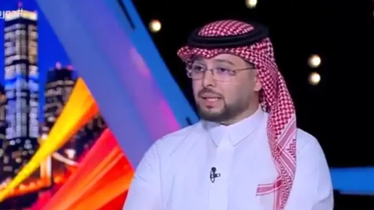 علي العنزي يتفوق على سالم الدوسري في مباراة مثيرة بالدوري السعودي علي العنزي يفجر قنبلة الموسم ضد سالم الدوسري