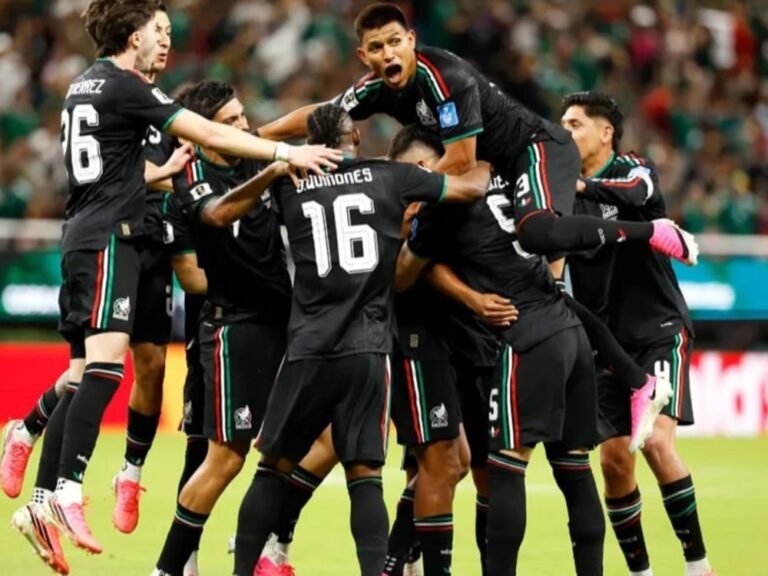 المنتخب المكسيكي يتأهل إلى دور الـ32 في مونديال 2026 بعد الفوز على كوريا الجنوبية بعد فوزه على كوريا الجنوبية.. المنتخب المكسيكي أول المتأهلين إلى دور الـ32 في مونديال 2026