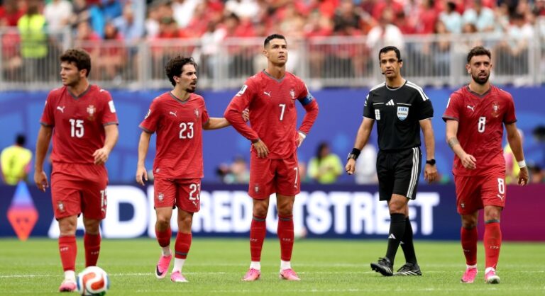 كأس العالم 2026 يثير الجدل بشأن دور رونالدو في منتخب البرتغال كأس العالم 2026 يعيد الجدل حول رونالدو.. قائد ملهم أم عبء على البرتغال؟