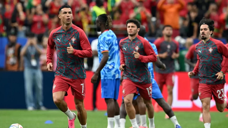 جواو نيفيز يتحمل عواقب تصريحاته عن كريستيانو رونالدو Saudi Arabia v Uruguay: Group H - FIFA World Cup 2026