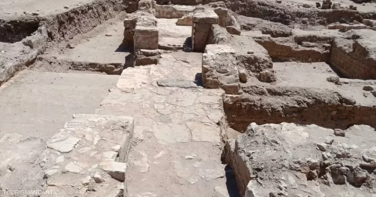 صالة أعمدة ولوحات حجرية.. كشف أثري جديد في مصر