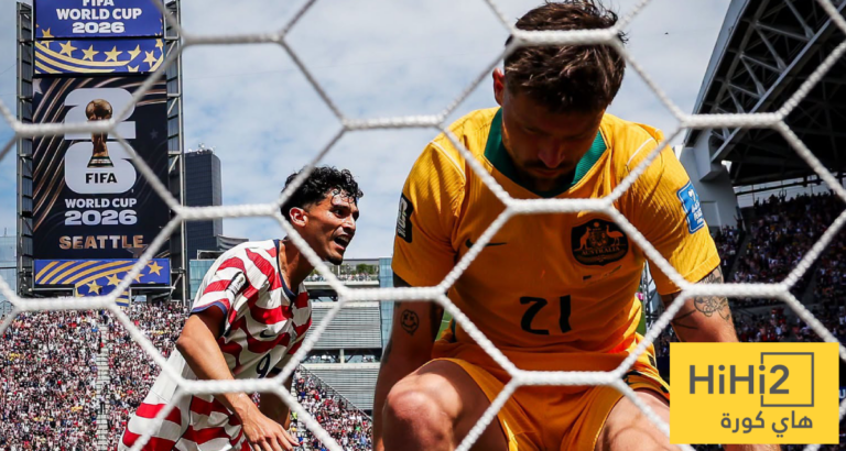 إحصائيات الشوط الأول من مباراة الولايات المتحدة وأستراليا في كأس العالم إحصائيات ساعة من مباراة أمريكا وأستراليا في كأس العالم