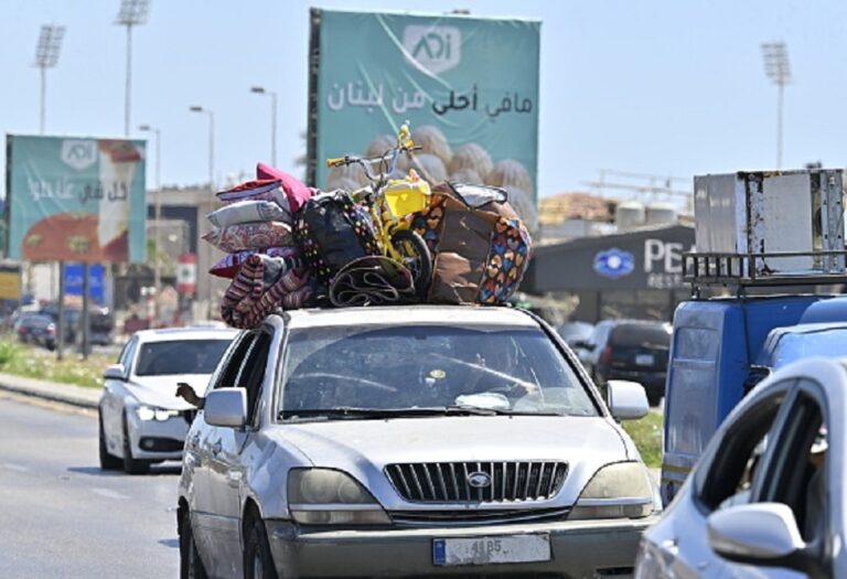 لبنان وإسرائيل في مفاوضات مباشرة لبلورة اتفاق أمني بعيداً عن الإعلام أنباء عن مفاوضات لبنانية إسرائيلية مباشرة واتفاق أمني يجري إعداده بعيدا عن الأضواء