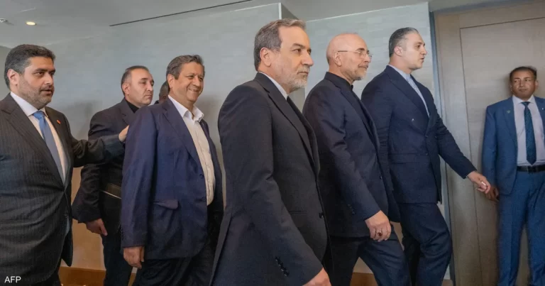 إيران ترد على تهديدات ترامب بقصف جديد وفق تصريحات رئيس البرلمان قاليباف قاليباف يرد على تهديدات ترامب بقصف إيران مجددا
