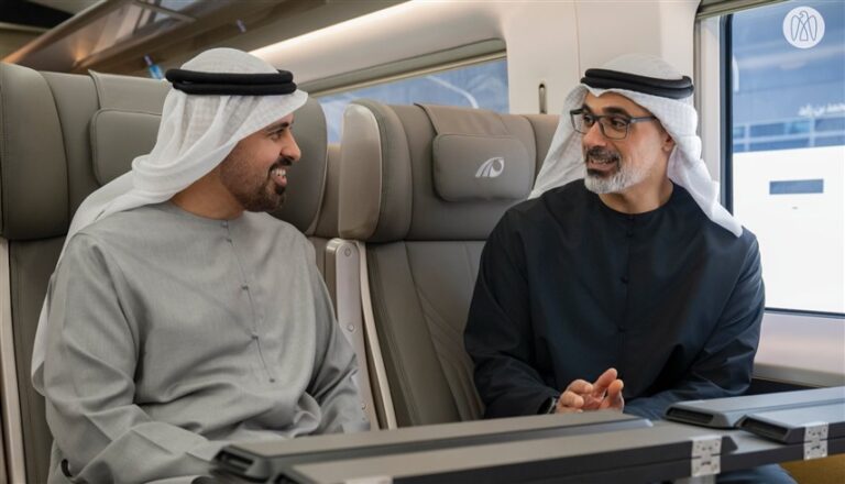 خالد بن محمد بن زايد يدشن محطة قطار الركاب بمدينة محمد بن زايد