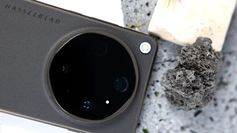أوبو تعتزم تحسين كاميرا التقريب Hasselblad في هاتفها Oppo Find X10 Ultra اوبو تخطط لتطوير كاميرا التقريب المبتكرة Hasselblad في هاتفها الرائد القادم Oppo Find X10 Ultra - التقنية بلا حدود