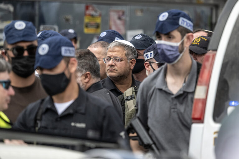 هجوم عنيف من بدو النقب على بن غفير على خلفية نيته تهديم المزيد من المنازل