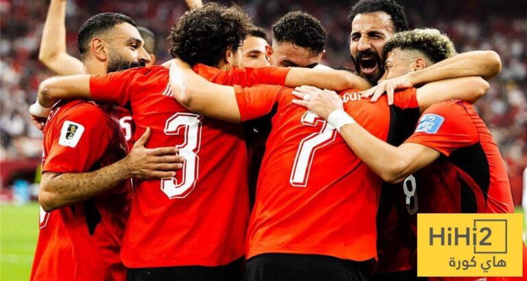مصر تترقب هدية الليلة.. الفراعنة على بعد خطوة من التأهل الرسمي إلى دور الـ32