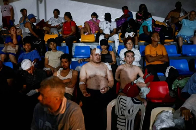 164 قتيلاً وألف جريح في حصيلة جديدة لزلزال فنزويلا