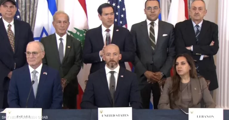 لبنان وإسرائيل يوقعان على اتفاق إطاري برعاية أميركية