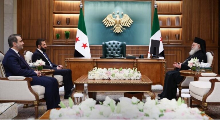 الرئيس أحمد الشرع يستقبل البطريرك ‏يوحنا العاشر يازجي في قصر الشعب بدمشق