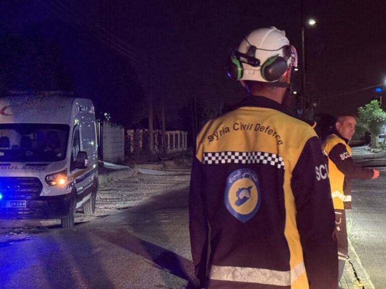 الدفاع المدني: إجلاء عائلات من قرية عابدين في ريف درعا عقب الاعتداءات الإسرائيلية