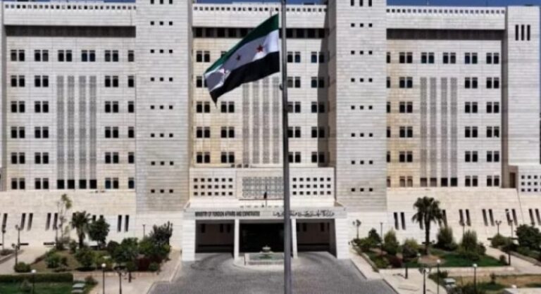 الخارجية السورية تدين اعتداءات الاحتلال الإسرائيلي في القنيطرة ودرعا