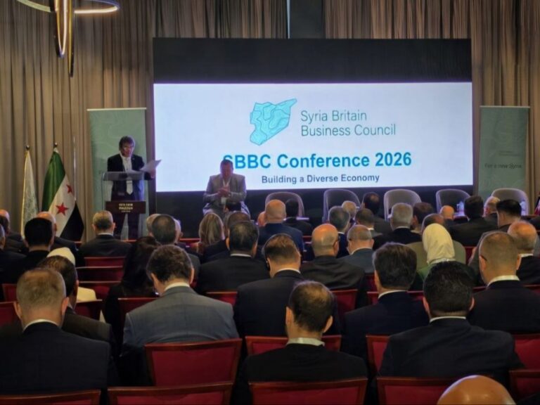 مجلس الأعمال السوري البريطاني يعقد مؤتمراً لمناقشة بناء اقتصاد متنوع في دمشق مجلس الأعمال السوري البريطاني يعقد مؤتمراً لمناقشة بناء اقتصاد متنوع في دمشق