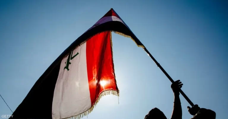 العراق: السجن 10 سنوات لمدير الضرائب الأسبق وزوجته بتهمة غسل الأموال