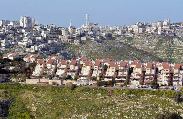 الرئاسة الفلسطينية تحذر من خطط استيطانية إسرائيلية للاستيلاء على 100 موقع في الضفة الغربية